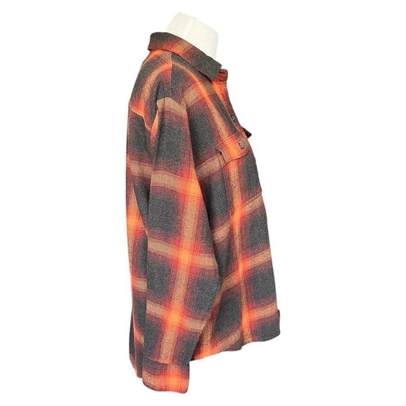 Old Navy Evermore Taylor Swift Long Sleeve Plaid Flannel Boyfriend Tunic Shirt - Picture 4 of 9